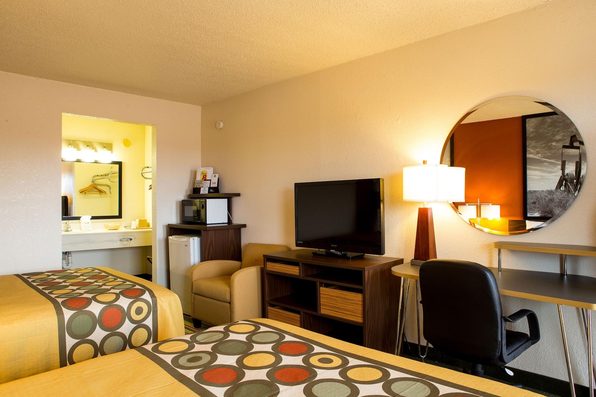 Hotel Super 8 By Wyndham Woodward Exterior foto